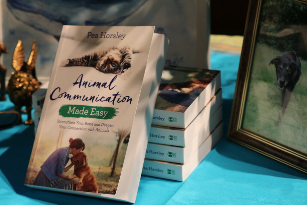 Animal communicator Pea Horsley book  for those who want to learn animal communication and animal communication Australia